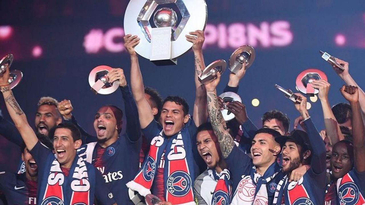 Fransa de PSG newe ra bîyo şampîyon
