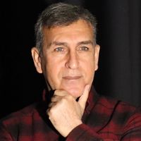 Biyografî û kitabê Roşan Lezgînî