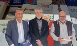 Erxenî de rojê Zazakî: Standî û semînerê Zazakî…