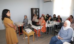 Amed de atolyeya 'Ez yewî xo rê yewî embaza xo rê derzena'