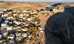 Tîya Bodrum nîyo, warê Zazayan Gêl o