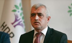 Gergerlîoglu: Qey Îllahîm Kurdî tirkî Bimusê? Ganî tirkî zî kurdkî bimusê