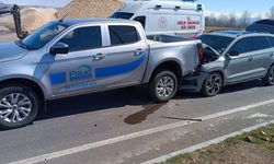 Rayîrê Çewlîg-Amedî ser de qezaya trafîkî: 4 birîndarî