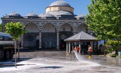 Amed de verê roşanî camîyî yenê şutiş