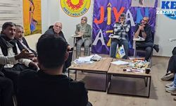 Dengbêj û şaîranê Erxenî bi vengê xo paştî da kursê Zazakî yê Erxenî