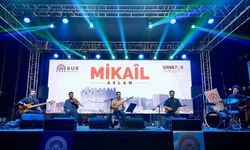 Mikalî Aslanî Amed de konser da şarî