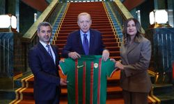 Serekkomar Erdoğanî heyetê Amedsporî qebul kerd