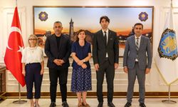 Wekîlê Serdozgerê Komare yê Dîyarbekirî Serra Bucak zîyaret kerd