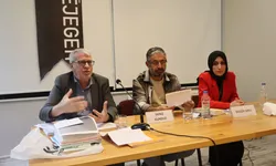 M. Malmîsanijî derheqê romanê verênî yê Zazakî de çi vat?