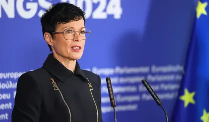 Komîsyona Ewropa Tirkîya dir tay pêvînayîşê xo betal kerdî