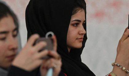 Afganîstan de dewro tarî: Înternet ame birnayîş!