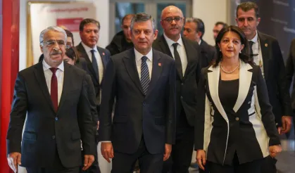 Ozgur Ozel: Vateyê ke Leyla Zana rê amey vatiş nênê qebûlkerdiş