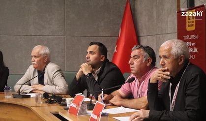 Ehmedê Bira forumê Amedî de derheqê çareserîyan de pêşkêşîyêk kerd