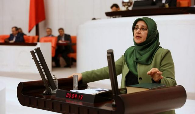 Parlamantera verêne Hüda Kaya erzîyaya hepisxane