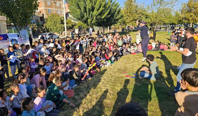 Taxanê şaristanî de atolyeyê hunerî yê gedeyan