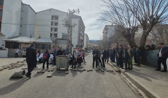 Mehlayêka Çewlîgî 2 aşmî yo ke awe çin ya: Şarî serehewana!