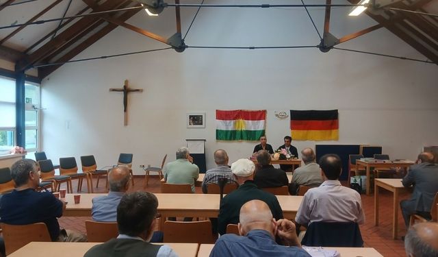 Almanya de serrgera 100 şehadetê Şêx Seîdî û embazanê ey sero semîner