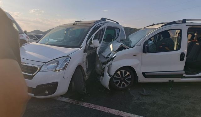 Çirra Yadoyî de qeza bîya: 11 kesî birîndar ê