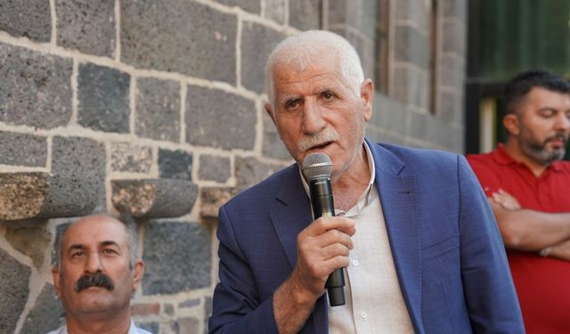 Amed de seba aşitî ameyî têhet