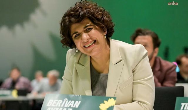 Sîyasetmedara Kurde Berîvan Aymaz, Köln de weçînayîş vînî kerd