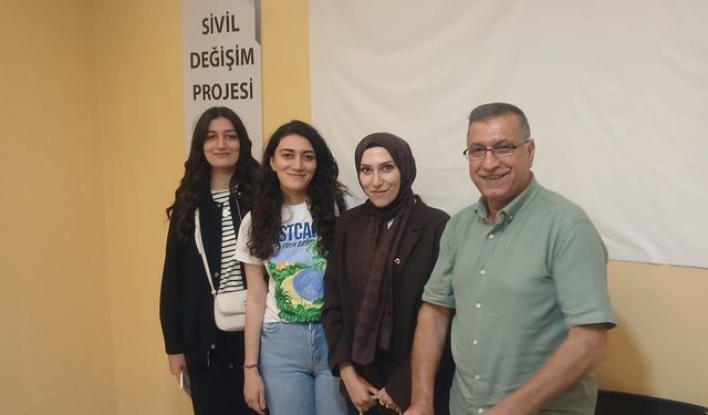 Seyîdxan Kurij Çolîg de bi wendoxanê xo ame têhet