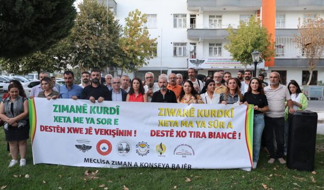 Mamoste û nuştoxê kurdî: Ma polîtîkayanê înkarî şermezar kenê!