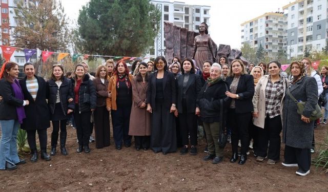 Peyas de 'Heykelê Cinîyanê Xoverdayoxan' ame akerdiş