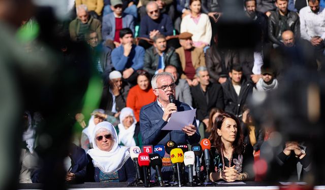 750 sazgehan Amed ra seba Kurdkî veng da