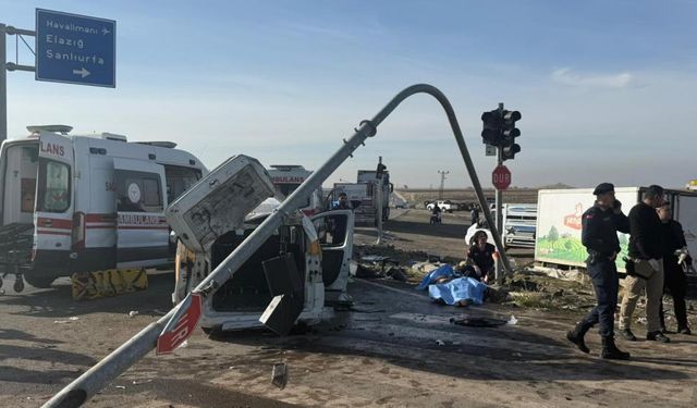 Amed de mîyanê rojêk de 8 kesî merdî