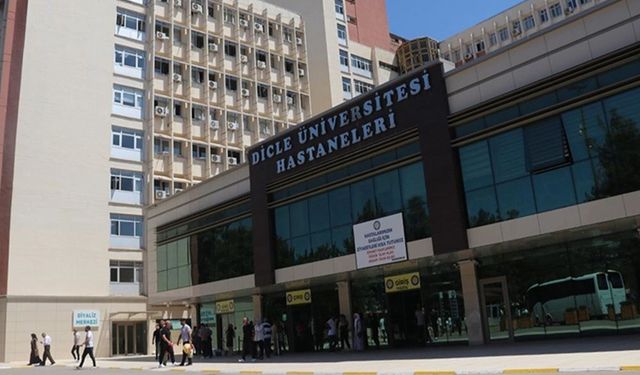 Amed de karkerêk înşaet ra kewt, merd