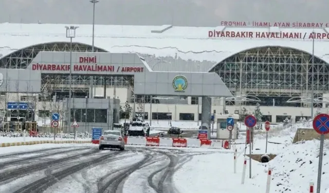 Amed de vewre… Seferê teyarayan ameyî betalkerdiş