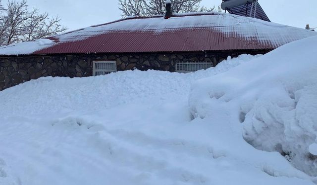 Kanîreş de 40 rojîyo ke vore varena: Banî binê vore de mendî