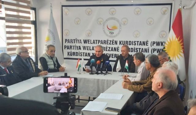 Partîya Welatparêzanê Kurdîstanî (PWK) Amed de Roja Ziwanê Dayîke Pîroz Kerde