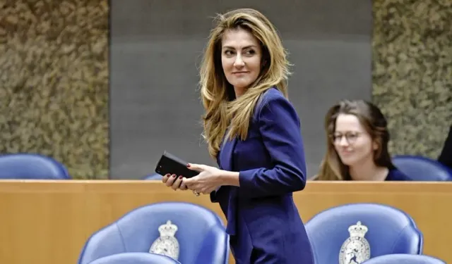 Dîlan Yeşîlgoz a Dêrsimije bîya Wezîra Pawitişî ya Hollanda