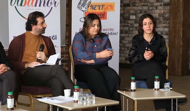 Emşo Amed de hetê NextGen Kurdî ra forumê Zazakî esto