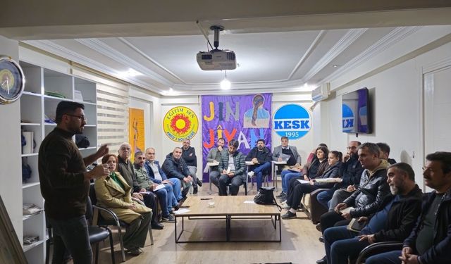 Erxenî de kursê Zazakî: Şarî eleqeyêko pîl mojna