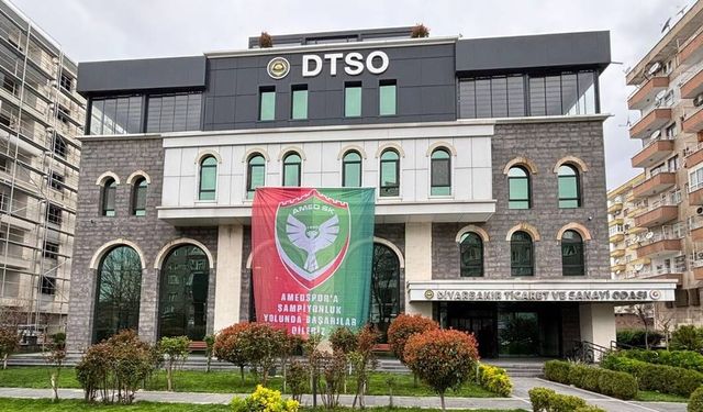 Odeya Tîcaretî ya Amedî ra seba Amedsporî pankarto gird