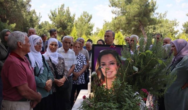Denîz Poyraz mezela xo ser o ameye yadkerdiş