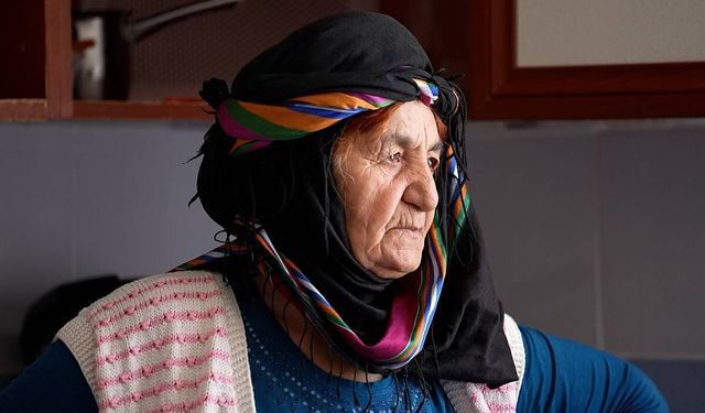 Seyîdxan Kurij: Kirdî û Tarîhî Nuştişî Kirdkî (Zazakî)