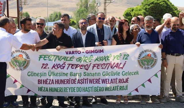 Festîvala Girê Koxî ya Gimgimî dest pêkerd