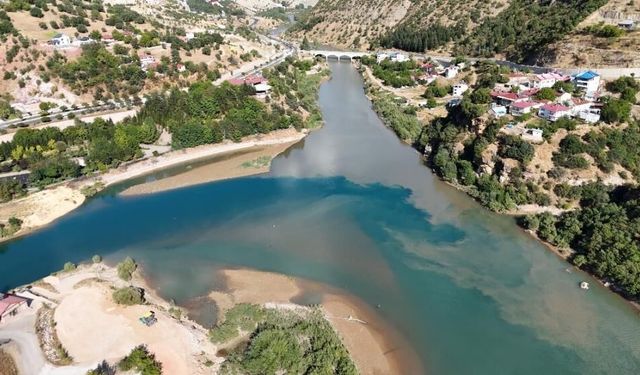 Çemê Munzurî û Pilemurîye resayê pê: Di rengê cîyayî