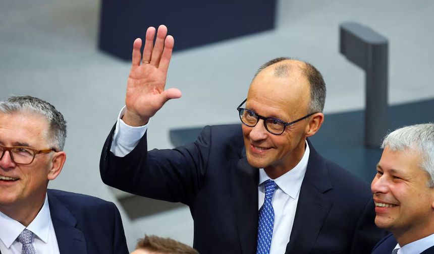 Serokwezîrê newe yê Almanya Friedrich Merz o