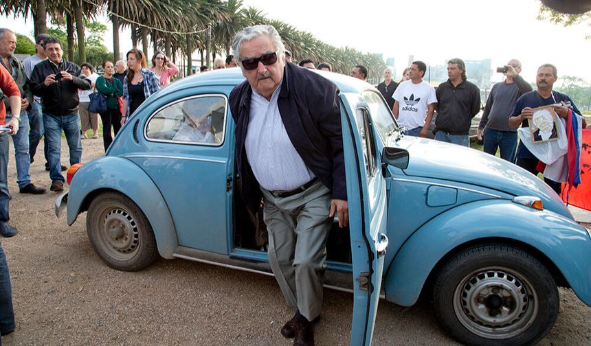 Babîyê feqîran José "Pepe" Mujica merd