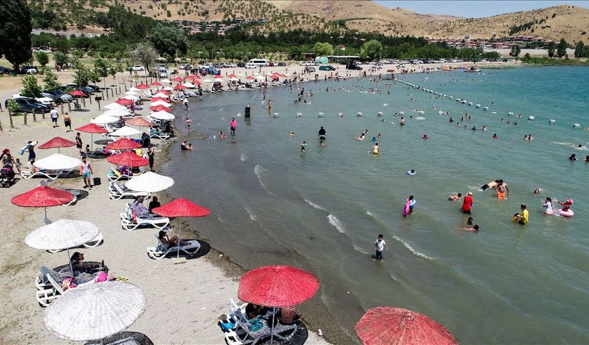 Hezaran kesî roşan de vere xo dayê welatê Zazayan
