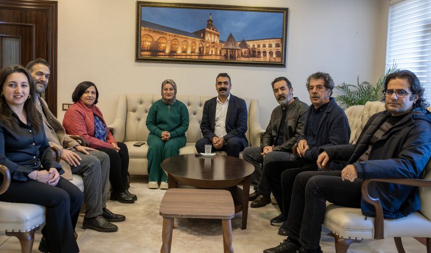 Metin-Kemal Kahraman û Mehmet Atli şîy Şaredarîya Amedî