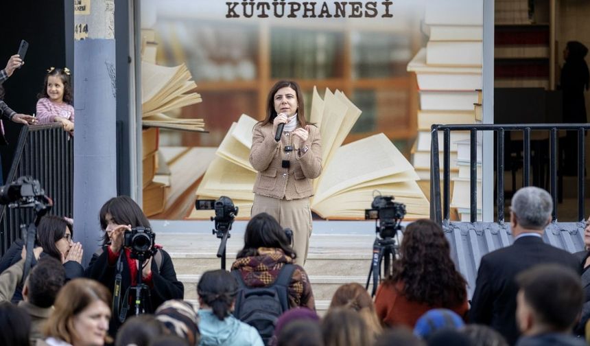 Amed de 'Kitebxaneyê Mesture Erdelan' ame akerdiş