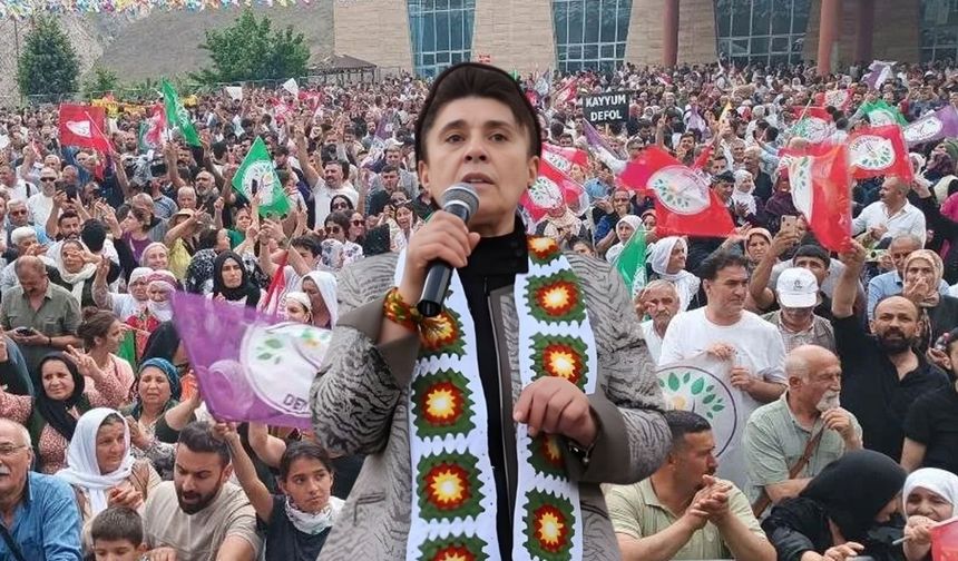 Leyla Zana do mîtîngê Amedî de qisey bikero