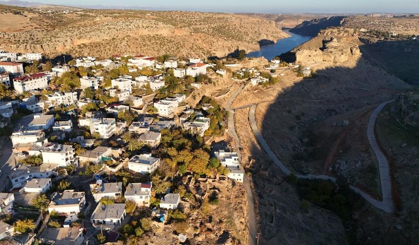 Tîya Bodrum nîyo, warê Zazayan Gêl o