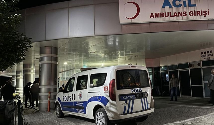 Çewlîg de hêriş: Yew kes kişîya