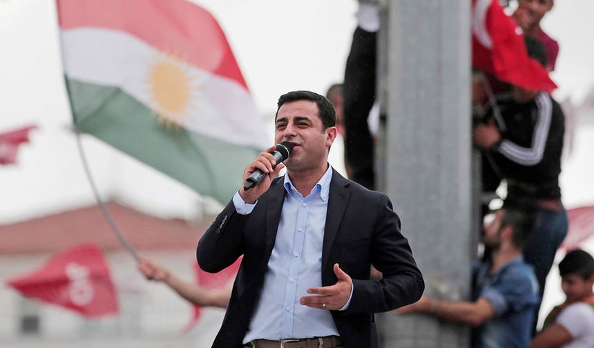 Namzedê Serekkomarî yê Kurdan Demîrtaş o